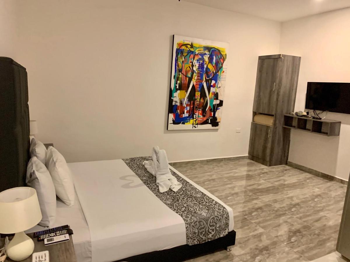 Silversands Hotel Boutique - 5Th Ave Плая дел Кармен Екстериор снимка