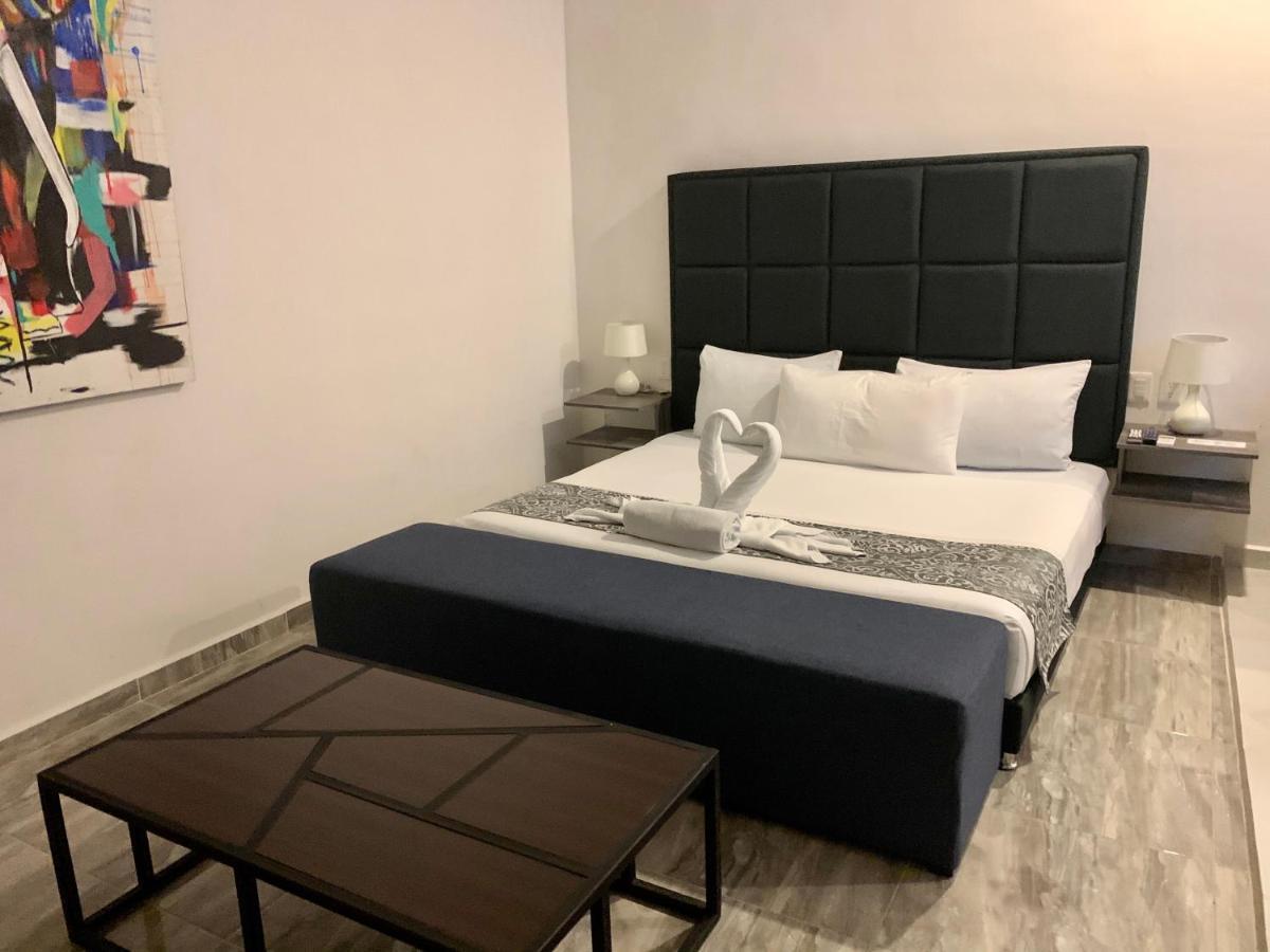 Silversands Hotel Boutique - 5Th Ave Плая дел Кармен Екстериор снимка