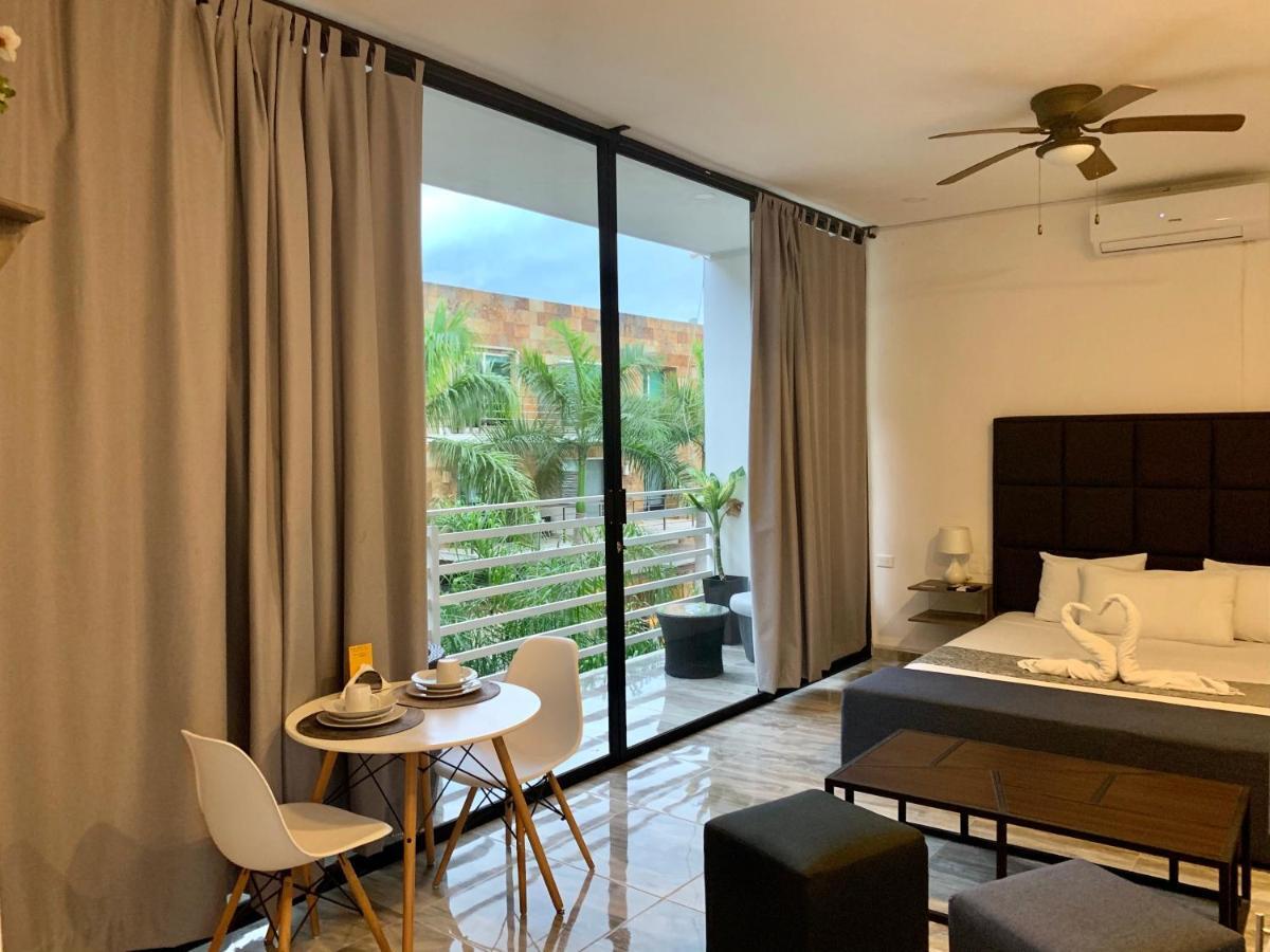 Silversands Hotel Boutique - 5Th Ave Плая дел Кармен Екстериор снимка