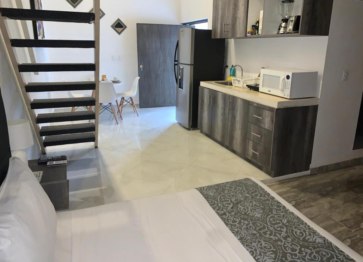 Silversands Hotel Boutique - 5Th Ave Плая дел Кармен Екстериор снимка