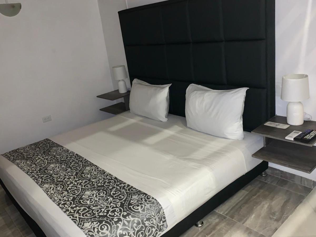 Silversands Hotel Boutique - 5Th Ave Плая дел Кармен Екстериор снимка