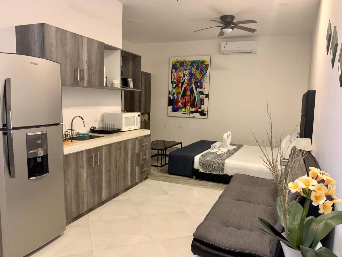 Silversands Hotel Boutique - 5Th Ave Плая дел Кармен Екстериор снимка